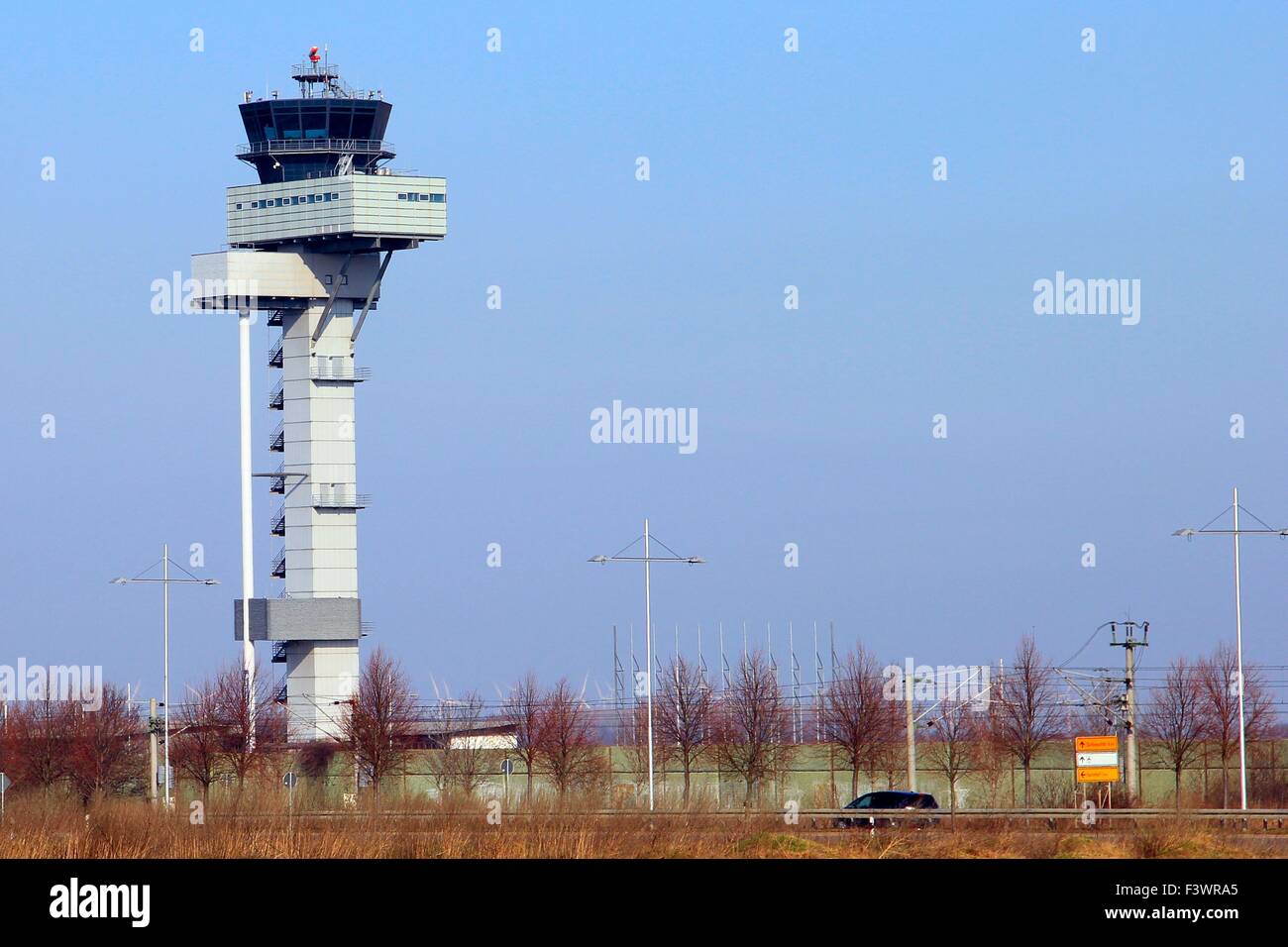 Torre di controllo aeroporto Leipzig Foto Stock