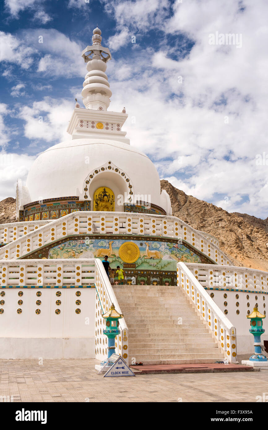 India, Jammu e Kashmir, Ladakh Leh, Shanti Stupa Foto Stock