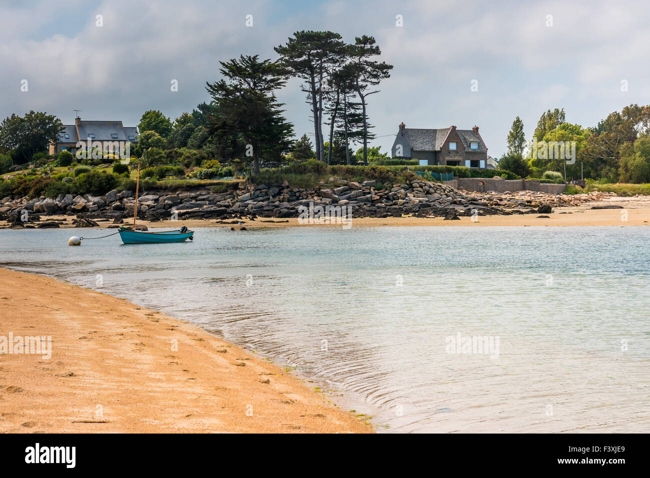 Il paesaggio costiero di Bretagne, nel nord della Francia Foto Stock
