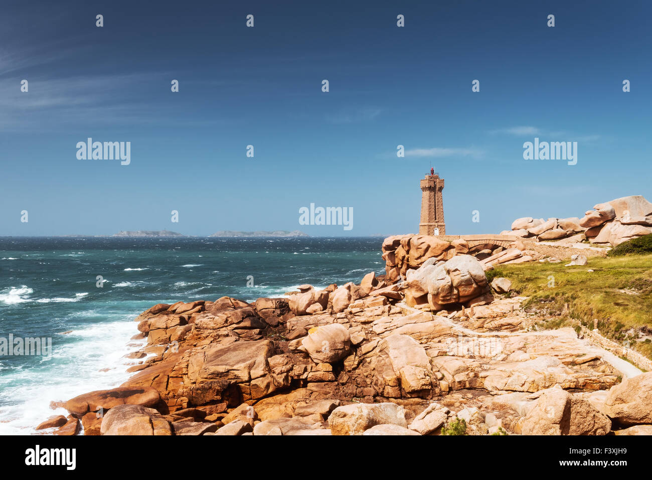 Ploumanach significa Ruz lighthouse Brittany, Francia Foto Stock