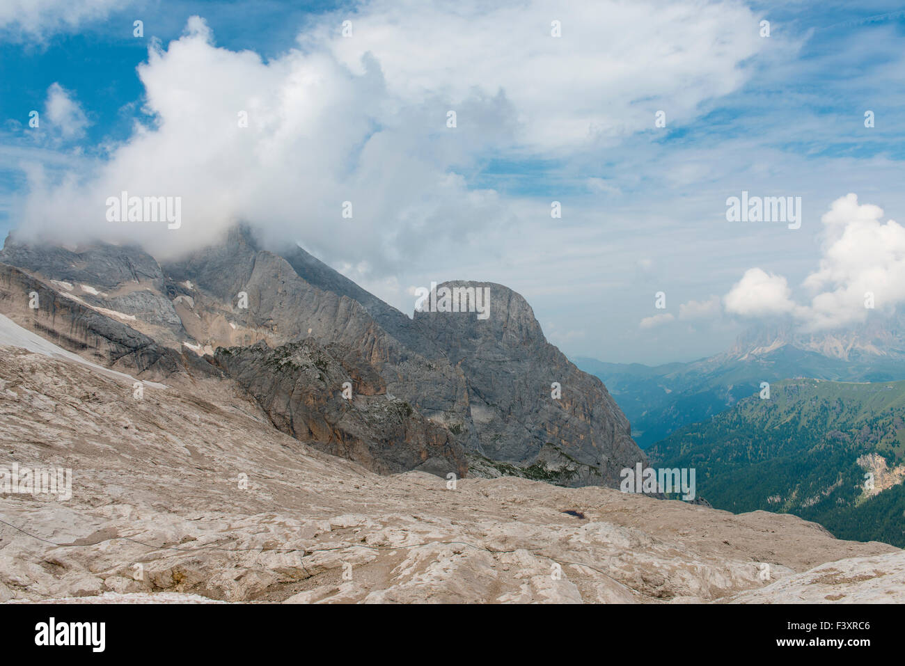 Di fronte al ghiacciaio della Marmolada, Ghiacciaio della Marmolada, Marmolada, Dolomiti Trentino Provincia, Provincia del Sud Tirolo Foto Stock