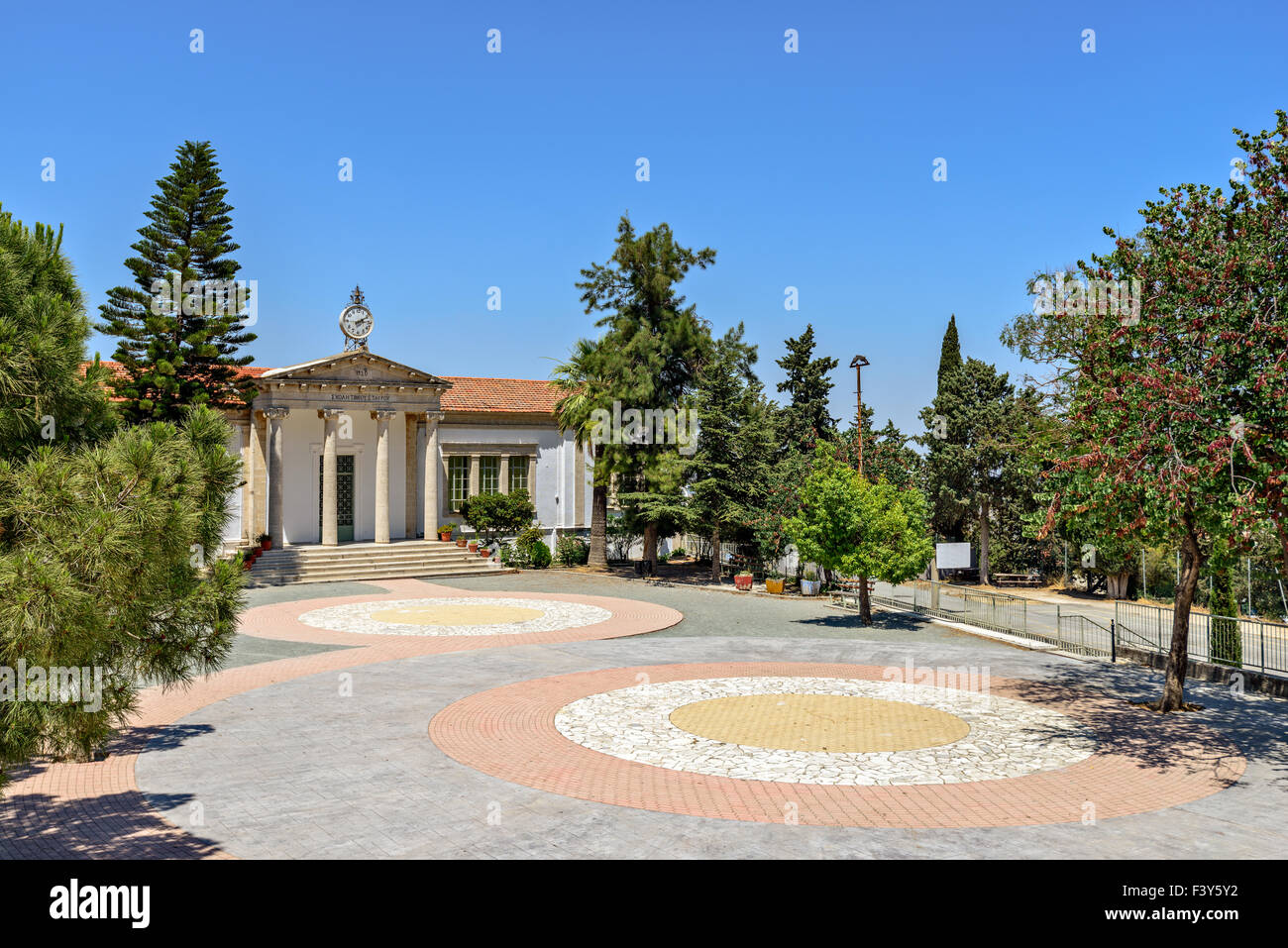 Town Hall nel villaggio su Cipro Foto Stock