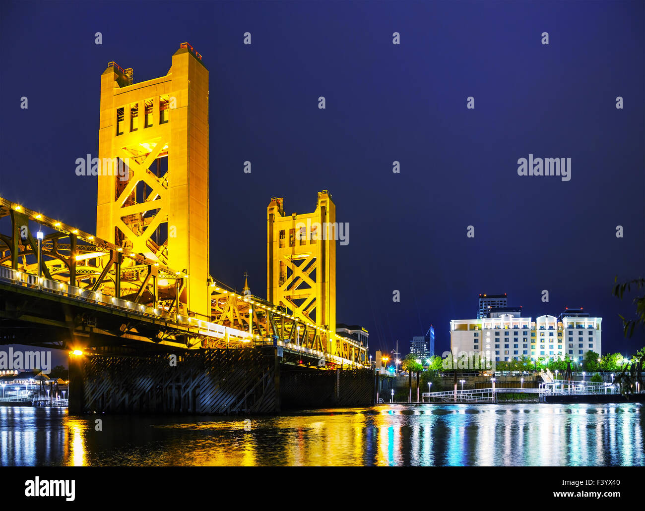 Golden Gates ponte levatoio in Sacramento Foto Stock