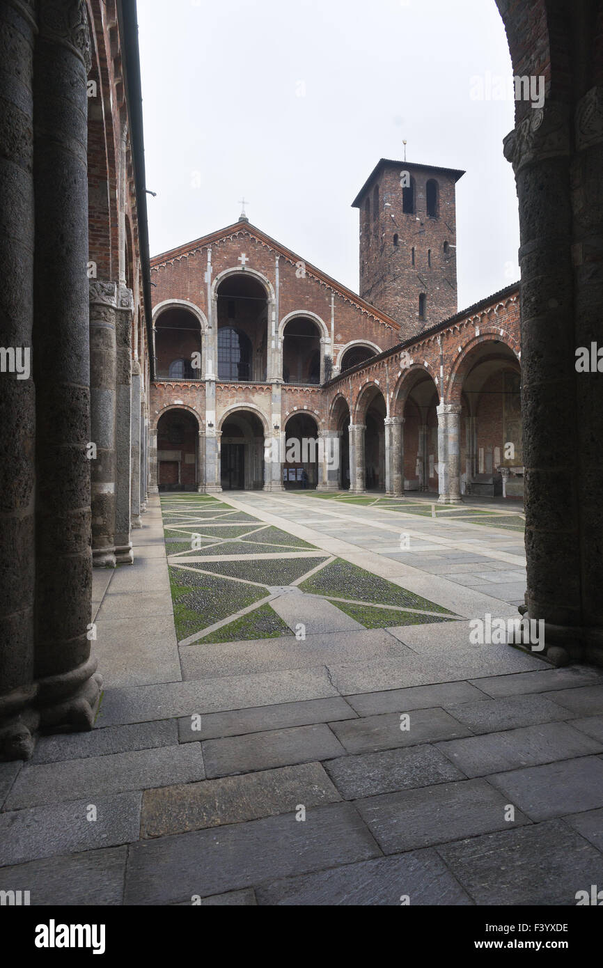 Basilica di Sant'Ambrogio a Milano Foto Stock