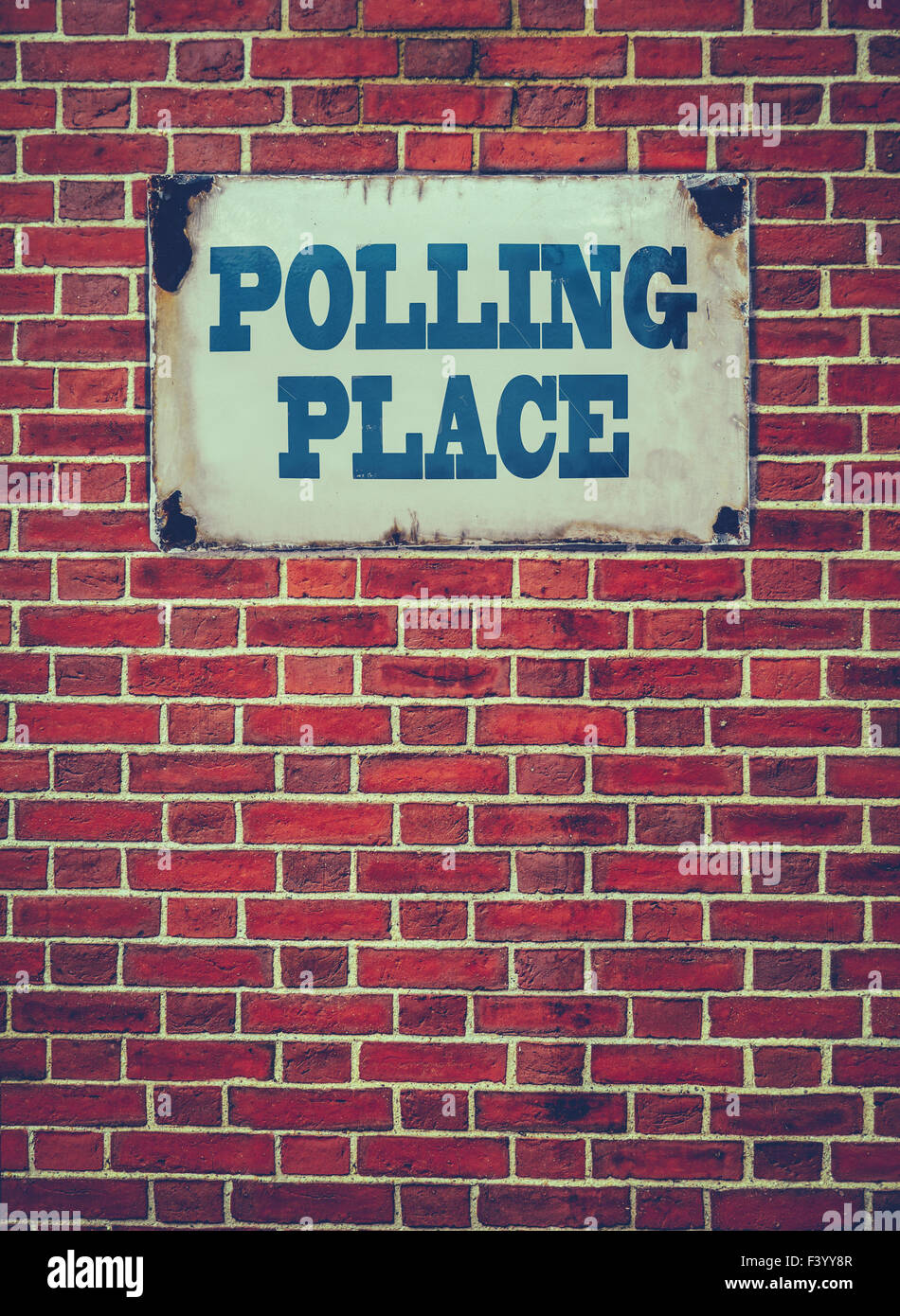 Polling segno posto sulla parete Foto Stock