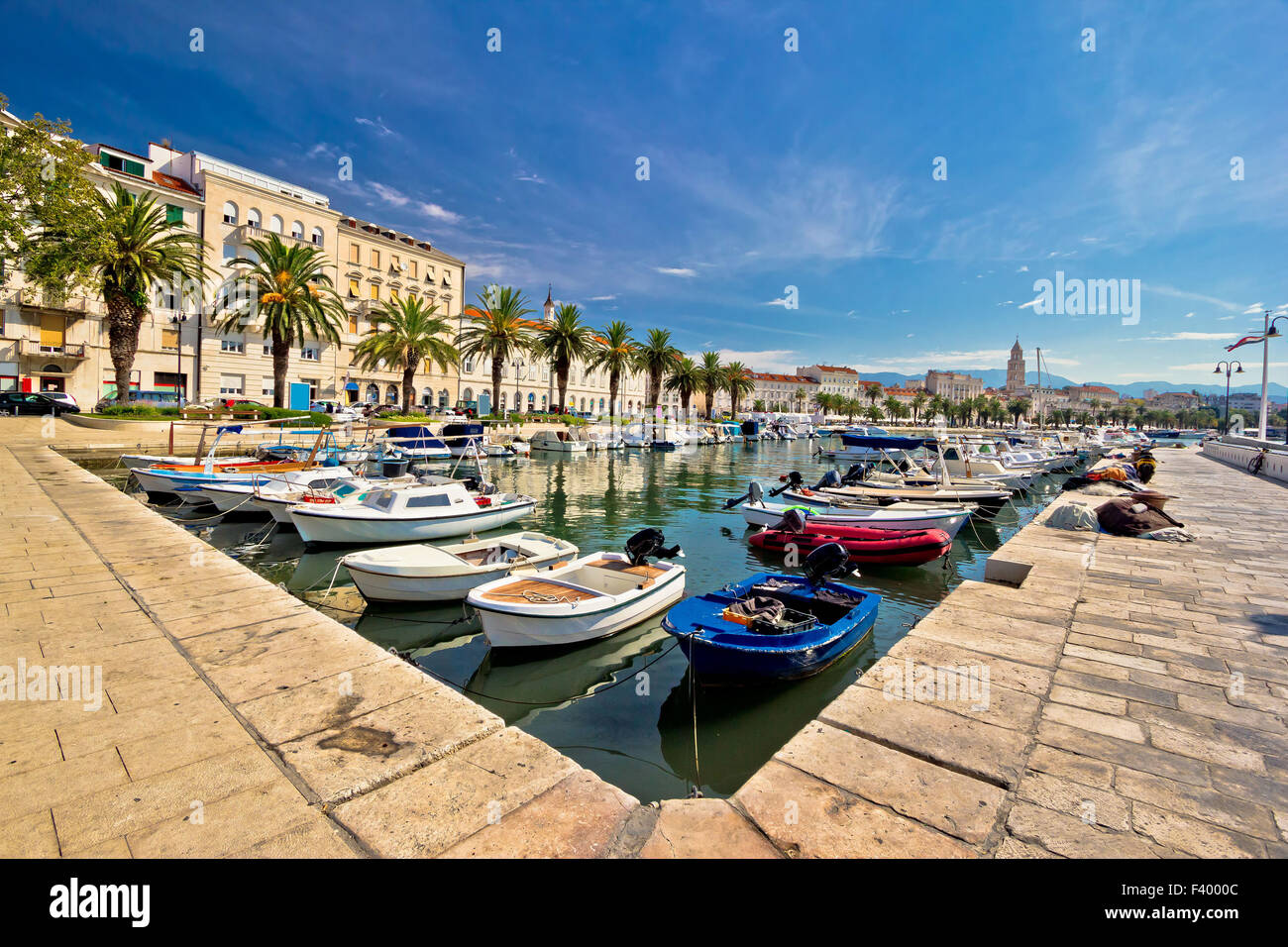 Città adriatica della vista suddivisa Foto Stock