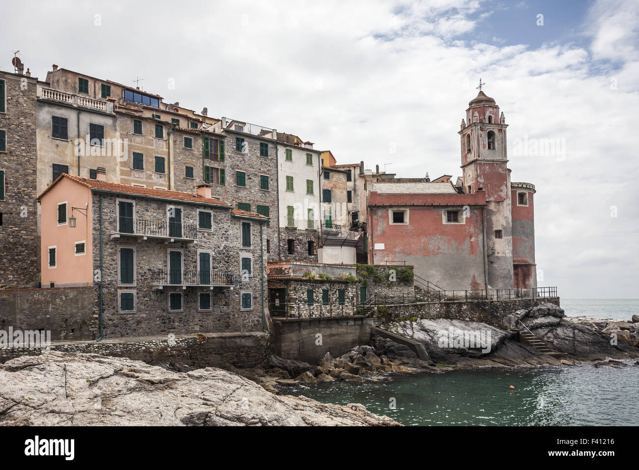 Tellaro, la chiesa di San Giorgio, Liguria, Italia Foto Stock