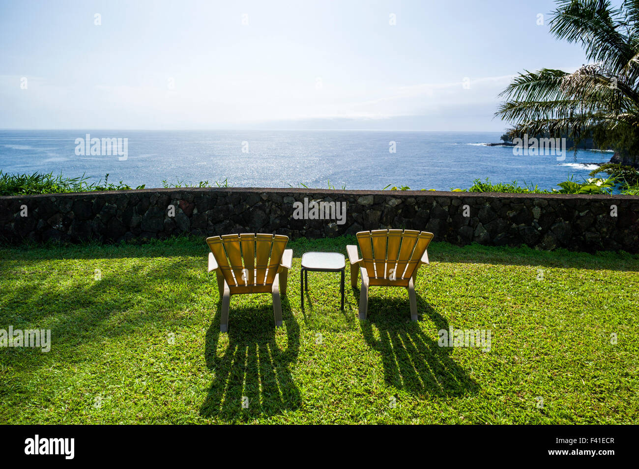 Oceano Pacifico vista dal Palms Cliff House Inn, Honomu, la Big Island delle Hawai'i, Hawaii, STATI UNITI D'AMERICA Foto Stock