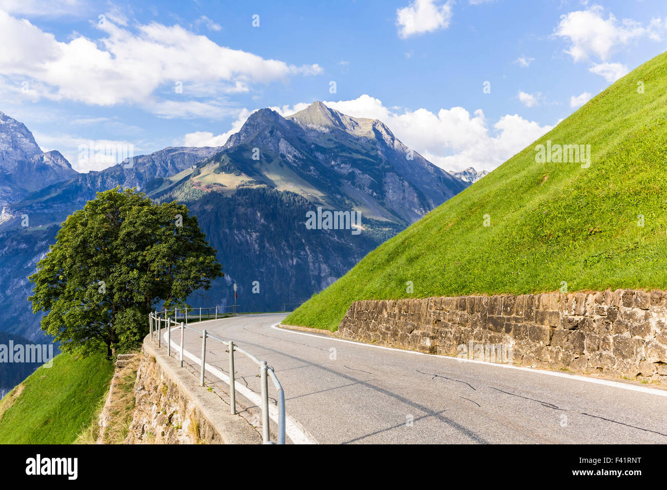 Klausen pass road, Schächental, Cantone di Uri, Svizzera Foto Stock