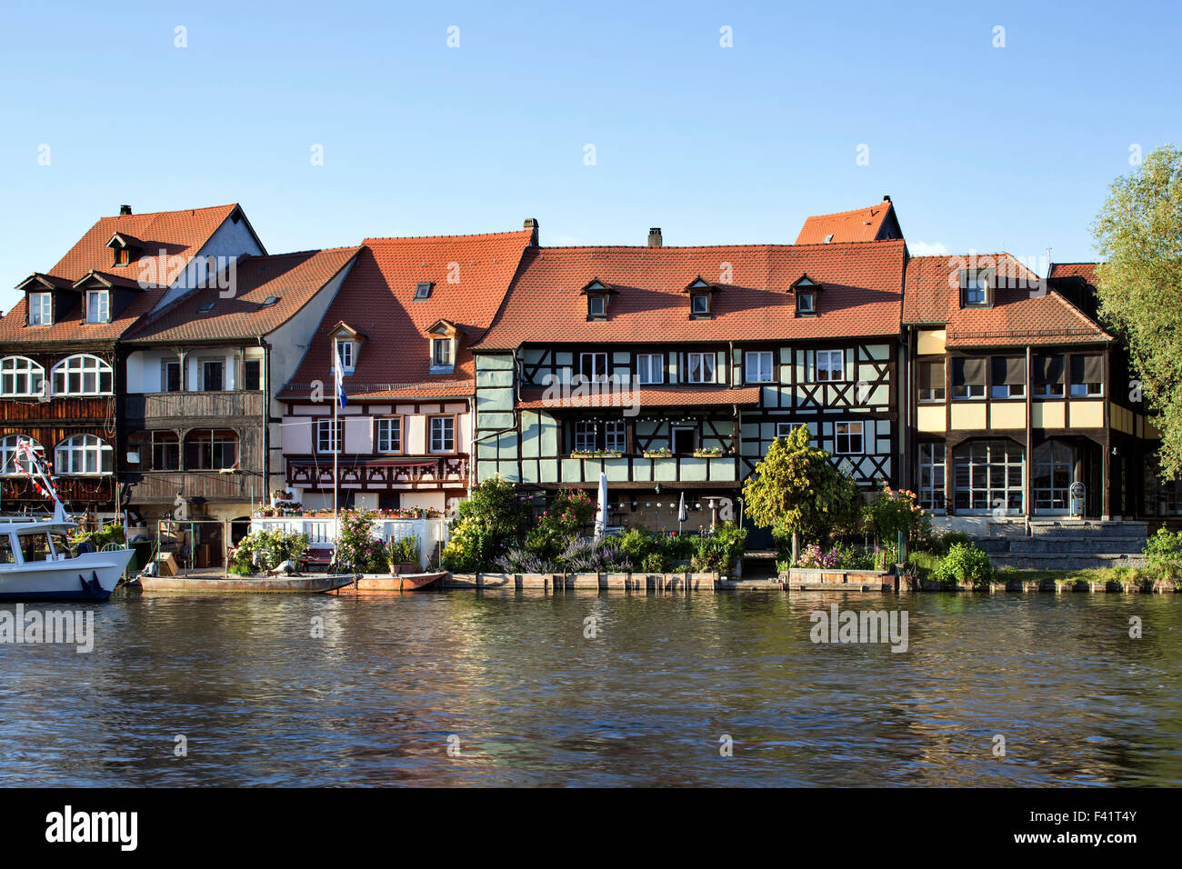 Fila di case, Klein-Venedig, accanto al fiume Pegnitz, Bamberg, Alta Franconia, Baviera, Germania Foto Stock