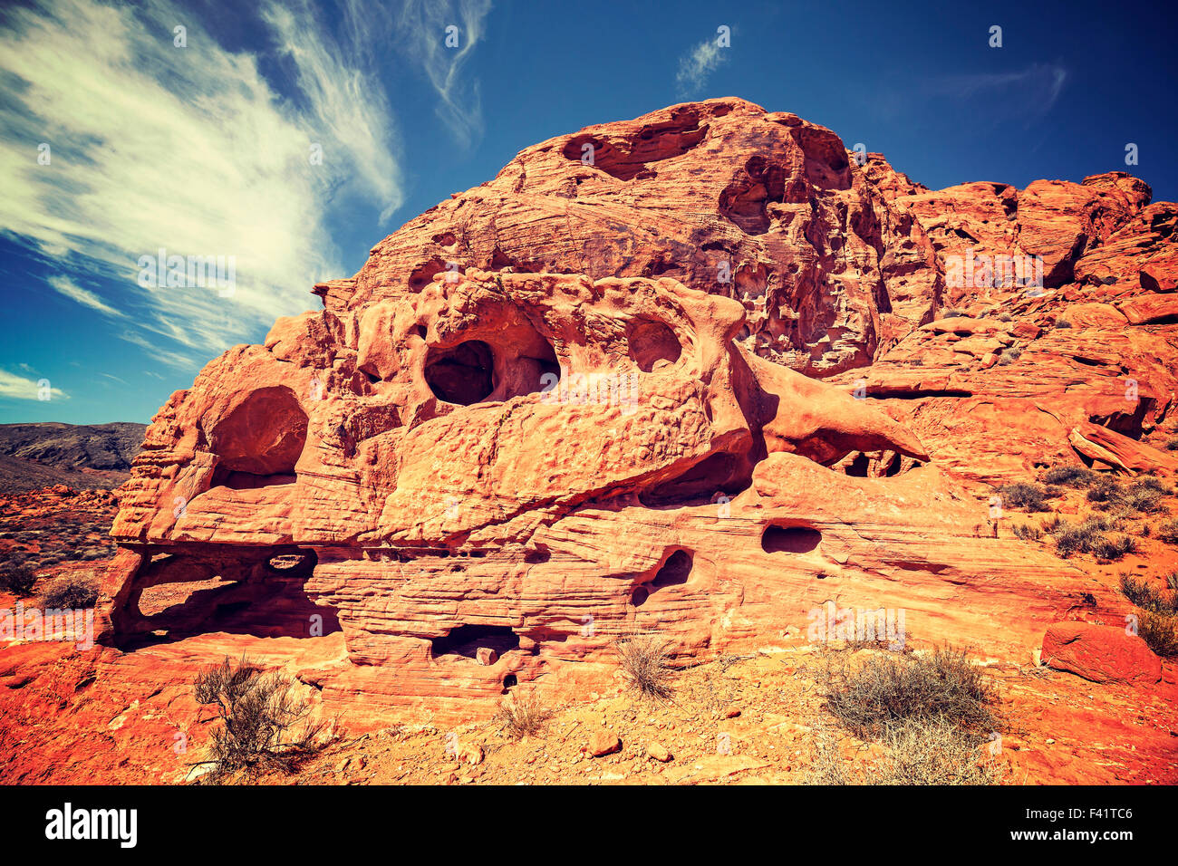 Vintage tonica cranio come formazione di roccia, la Valle del Fuoco State Park, Stati Uniti d'America. Foto Stock