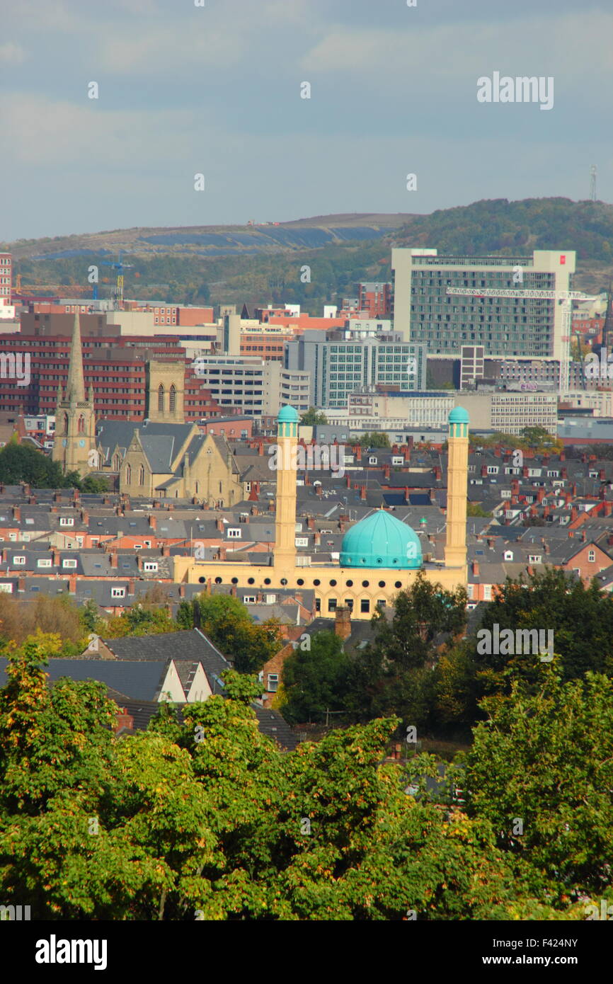 Lo skyline della città di Sheffield in South Yorkshire, Inghilterra, visto da sud della città - Ottobre 2015. Foto Stock