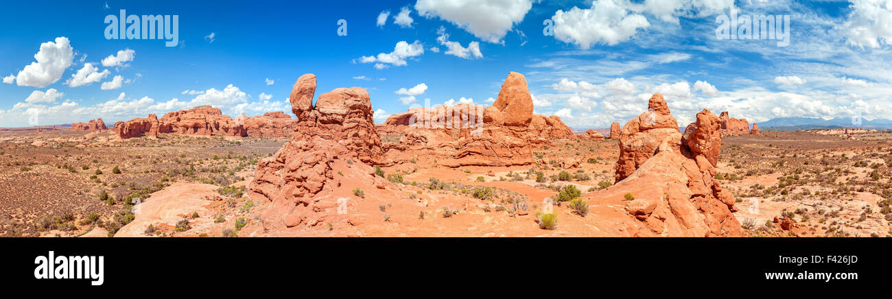 Panorama del Parco Nazionale di Arches, Utah, Stati Uniti d'America. Foto Stock