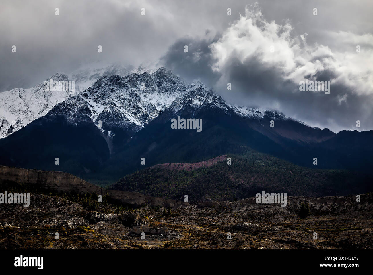 Montagne di Annapurna massif, Nepal. Foto Stock