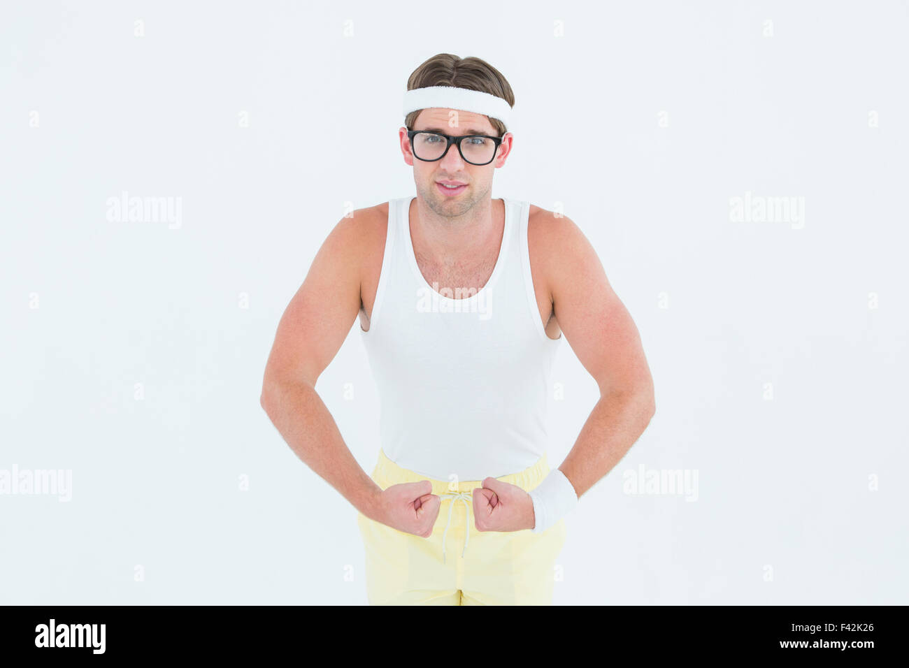 Geeky hipster in posa di abbigliamento sportivo Foto Stock