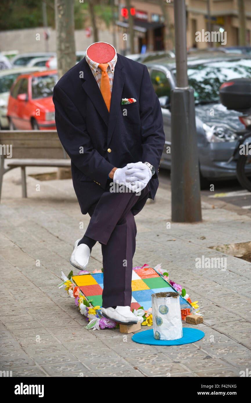 Decapitati street performer a Barcellona Catalonia Spagna ES Foto Stock