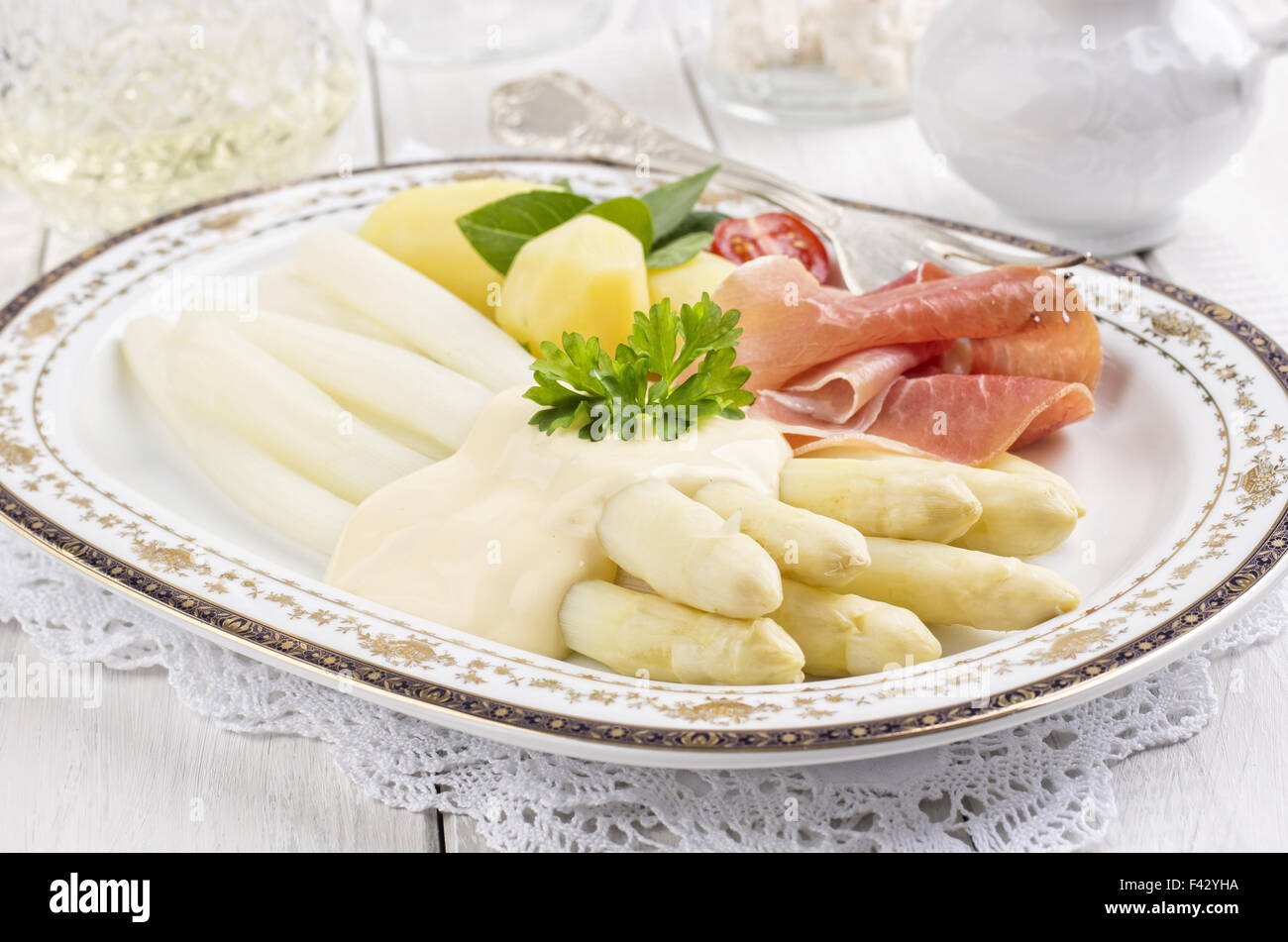 asparagi bianchi Foto Stock