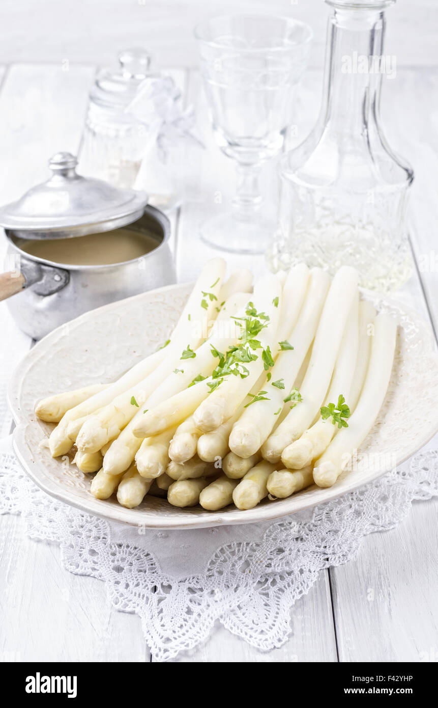 asparagi bianchi Foto Stock