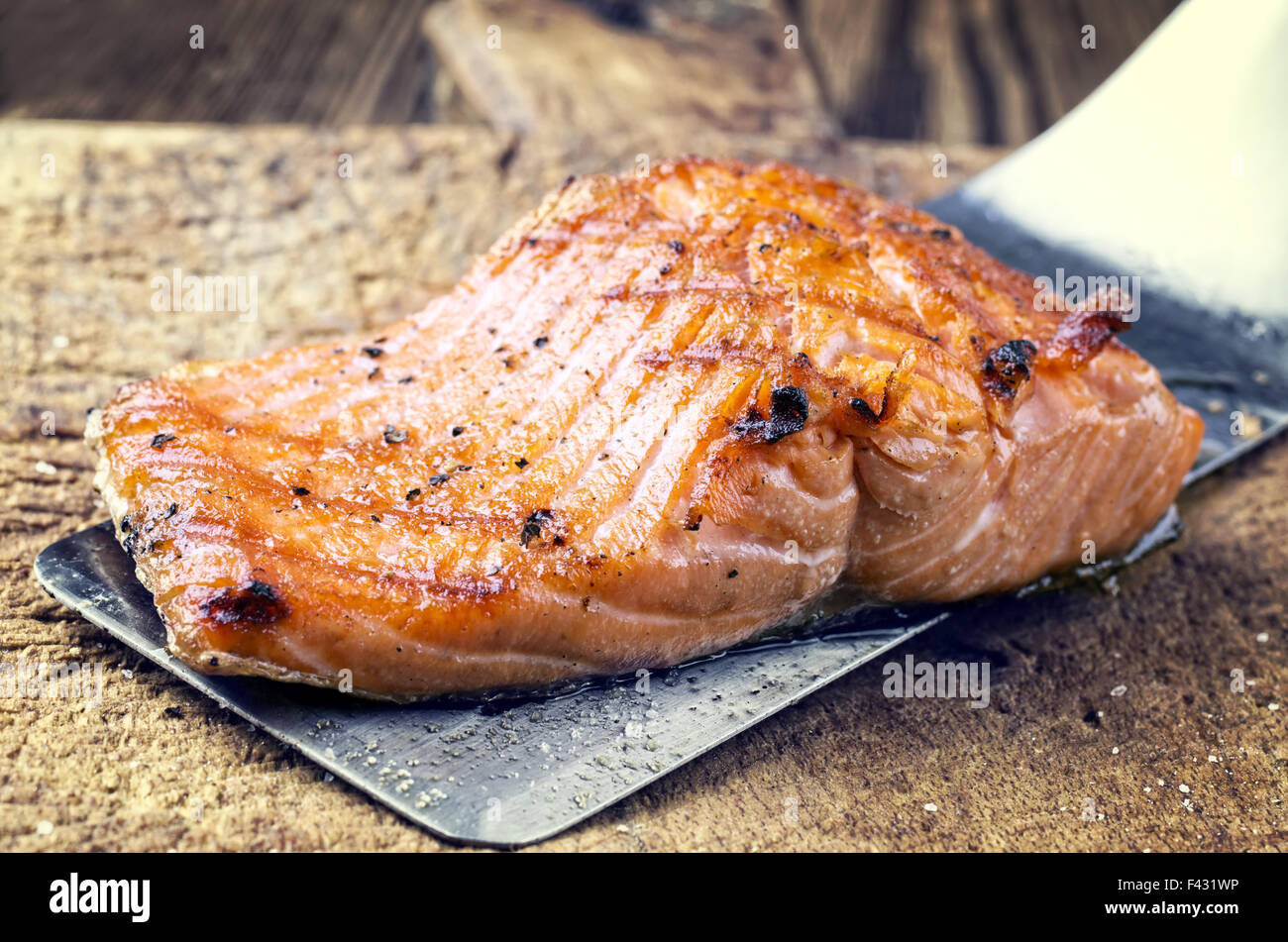 salmone alla griglia Foto Stock