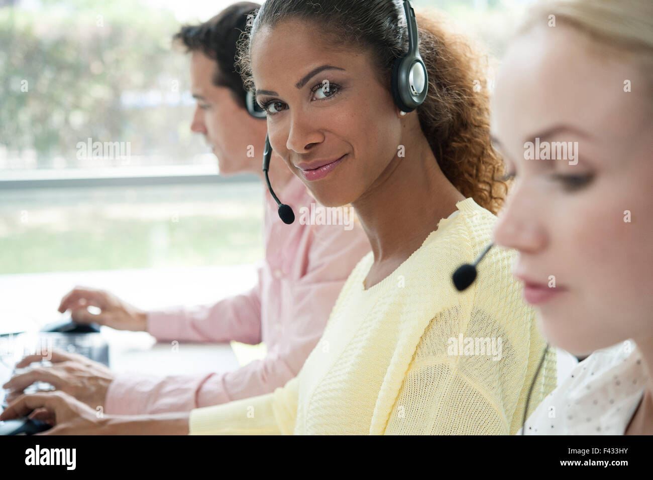 Operatore di call center, ritratto Foto Stock