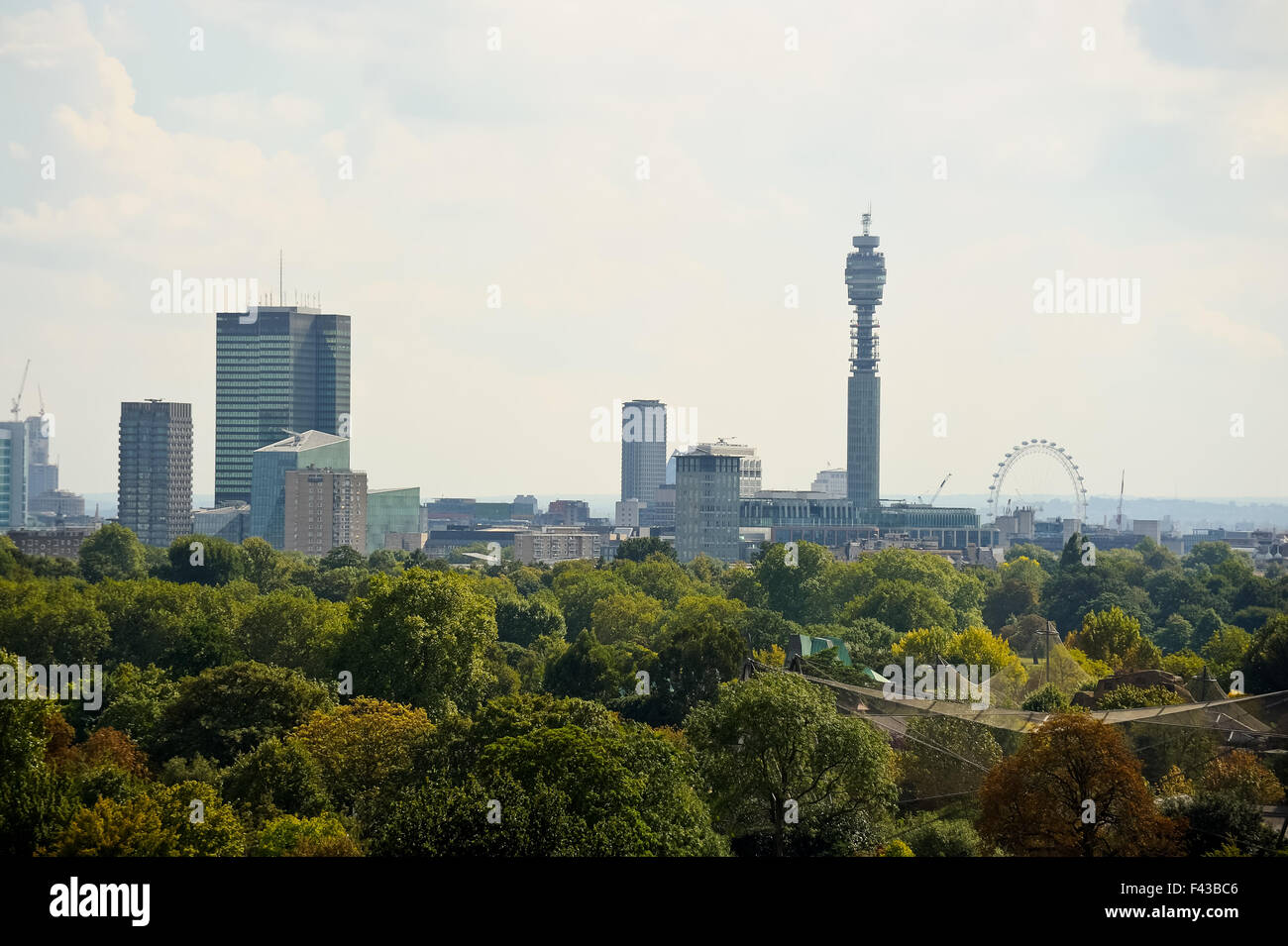 Lo skyline di Londra da Primrose Hill Foto Stock