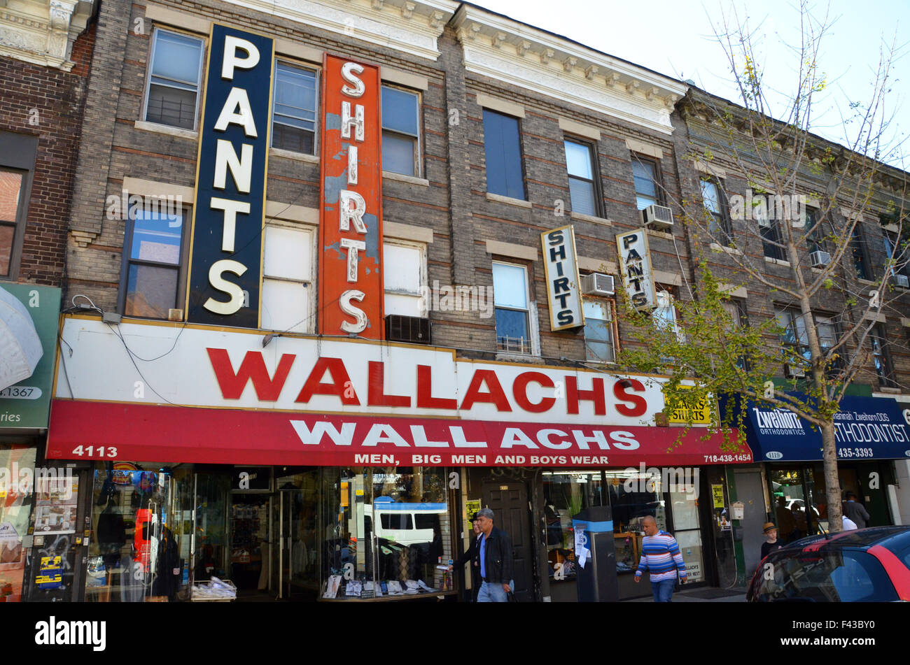 Wallachs ebraica negozio di vestiti borough park brooklyn Foto Stock