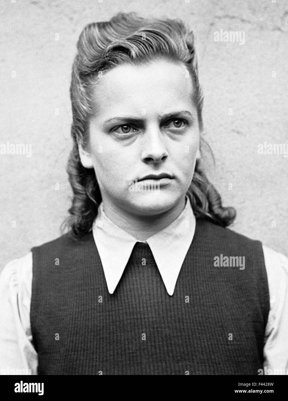Grasso di Irma, Irma Ida Ilse grasso, femmina SS guardia a campi di concentramento nazisti di Ravensbrück e Auschwitz e servito come operaio di la sezione femminile di Bergen-Belsen. Foto Stock