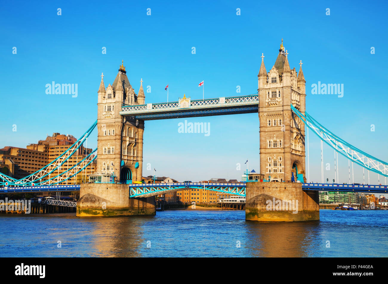 Il Tower Bridge di Londra, Gran Bretagna Foto Stock