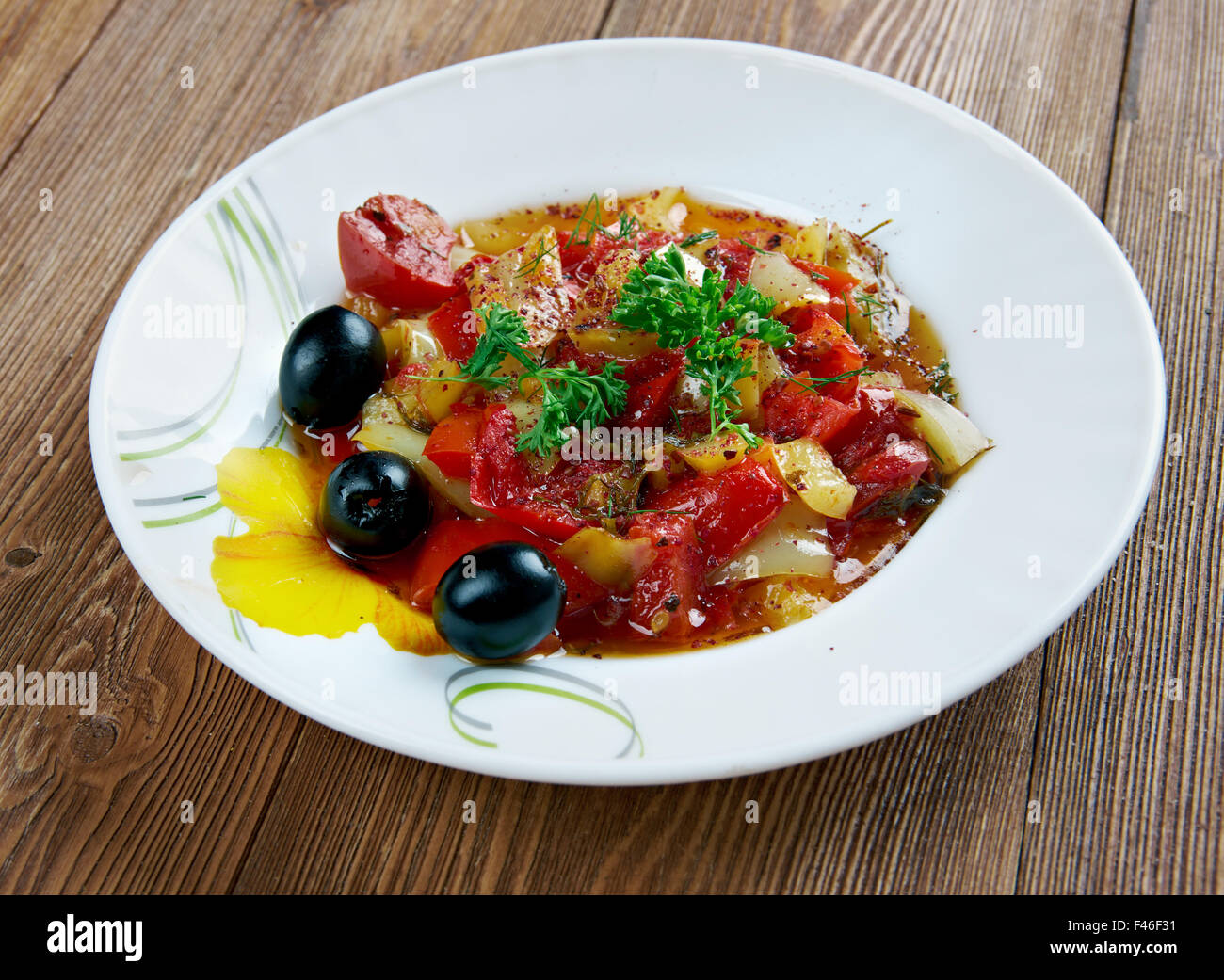 Salata Mashwia - grigliate libico bell pepper salad Foto Stock
