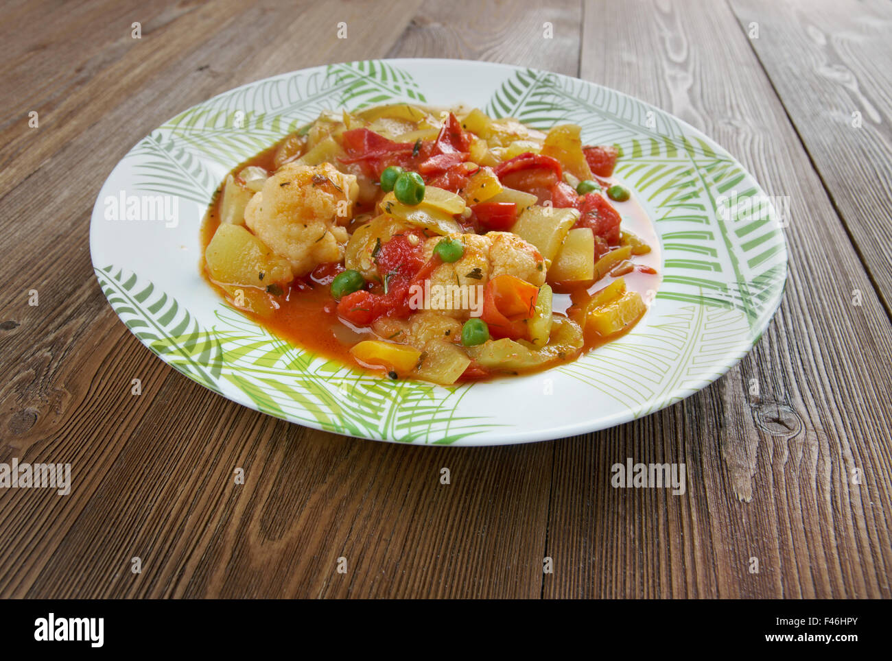 Ghiveci - stufato di verdure cotte o insalata di verdure. Foto Stock