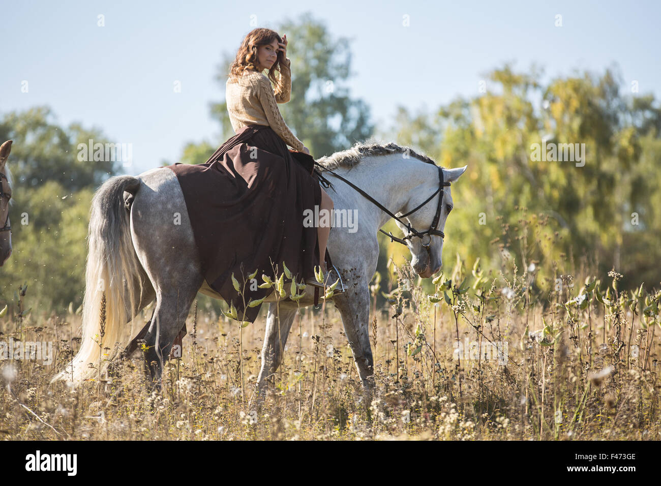 Ragazza che va a cavallo immagini e fotografie stock ad alta risoluzione -  Alamy