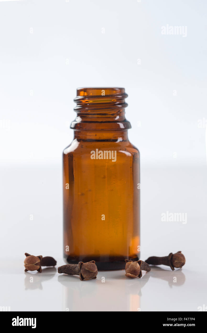 OLIO ESSENZIALE Foto Stock