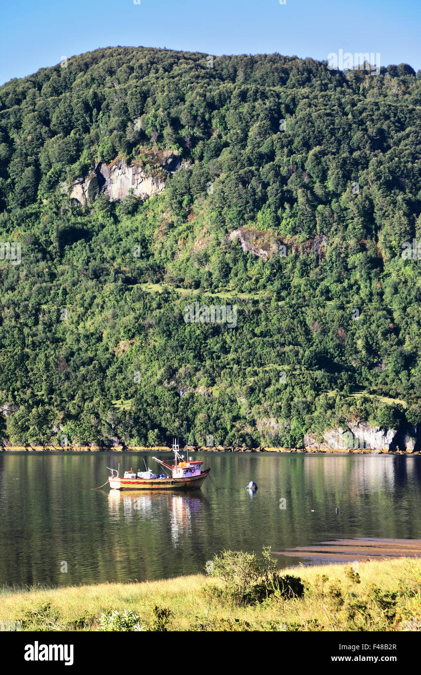 La zona isolata e tranquilla accanto alla strada Foto Stock