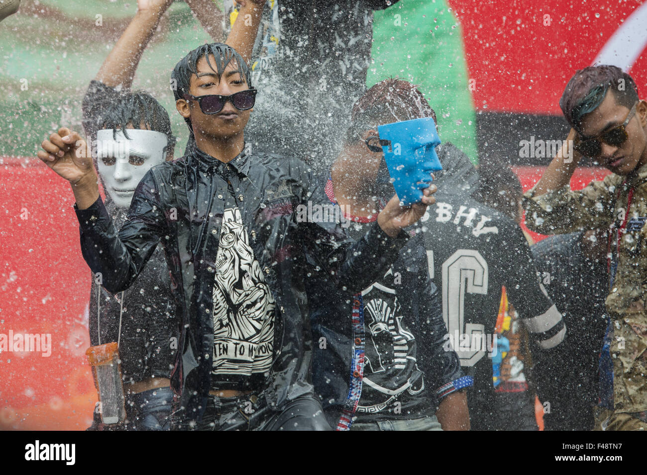 ASIA MYANMAR MANDALAY THINGYAN WATER FESTIVAL Foto Stock