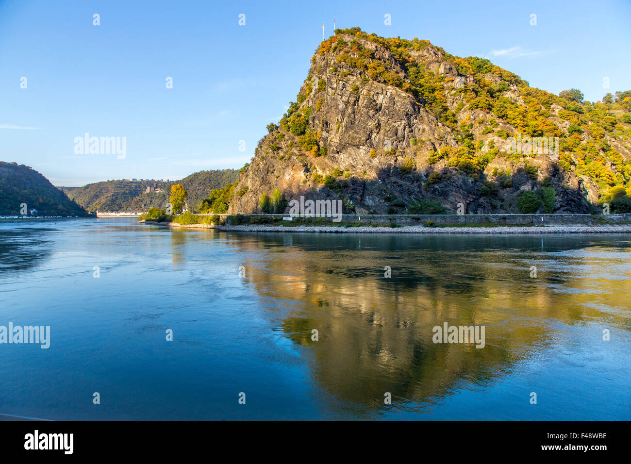 Lorelei rock, camping, Rheingau, sito patrimonio mondiale dell'UNESCO, Valle del Reno superiore e centrale Foto Stock