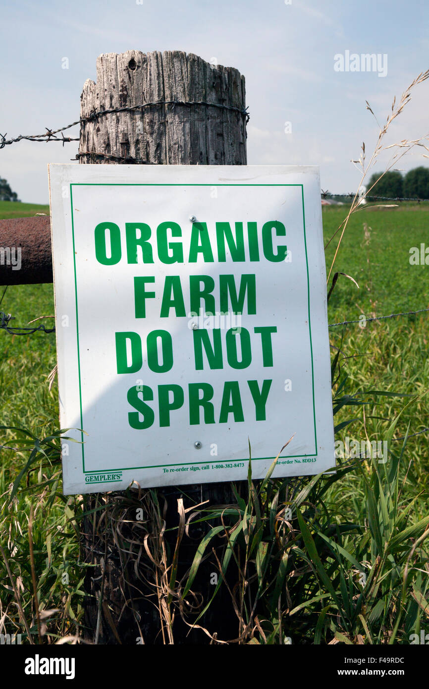 Azienda agricola biologica segno Indiana settentrionale USA Foto Stock