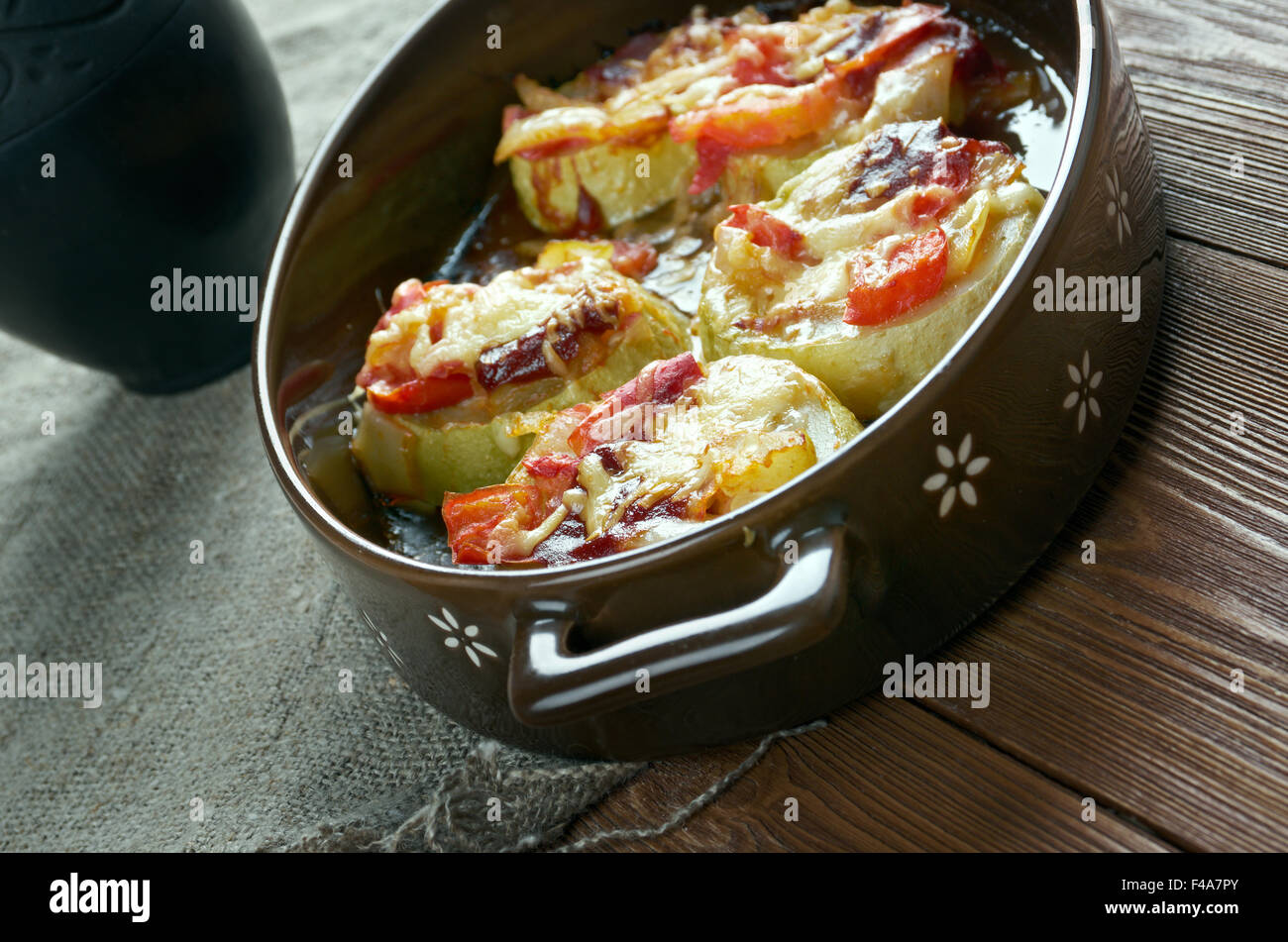 Bagno turco piatto di zucchine Foto Stock