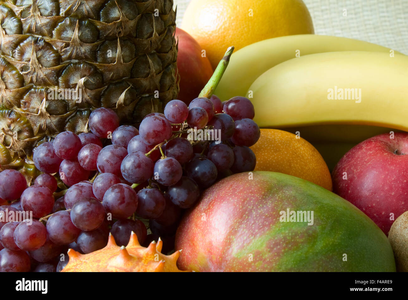 Früchte Stillleben - composizione di frutta Foto Stock