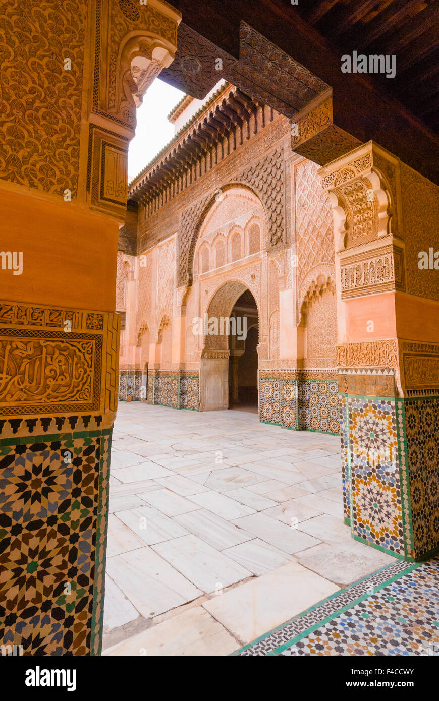 Ben Youssef madrasa, una scuola coranica, Marrakech, Marocco. Foto Stock