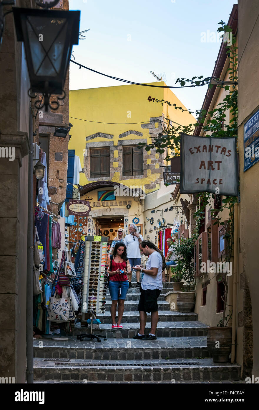 Negozi nel retro stradine del centro storico di Chania, Creta. Foto Stock