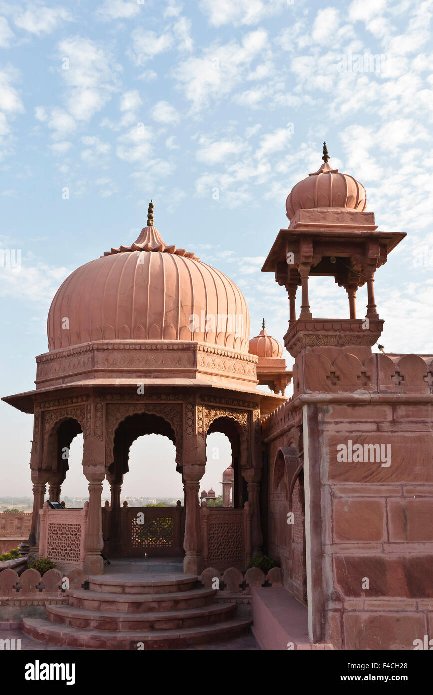 India Rajasthan, Bikaner, Laxmi Niwas Palace, padiglione a cupola Foto Stock