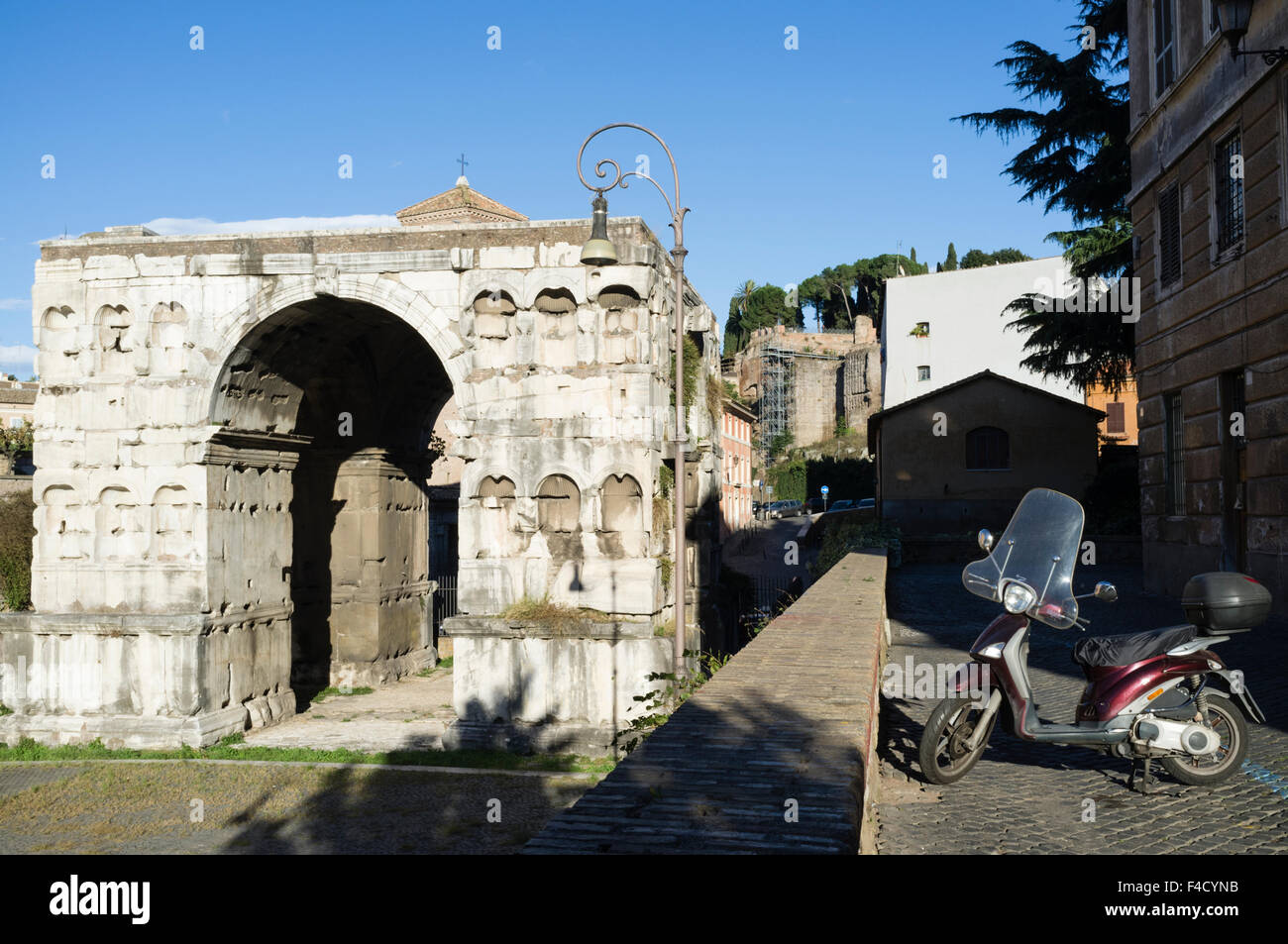 Arco di Giano, il solo quadrifrons arco trionfale conservati a Roma. Foro Boario, Roma, Italia Foto Stock