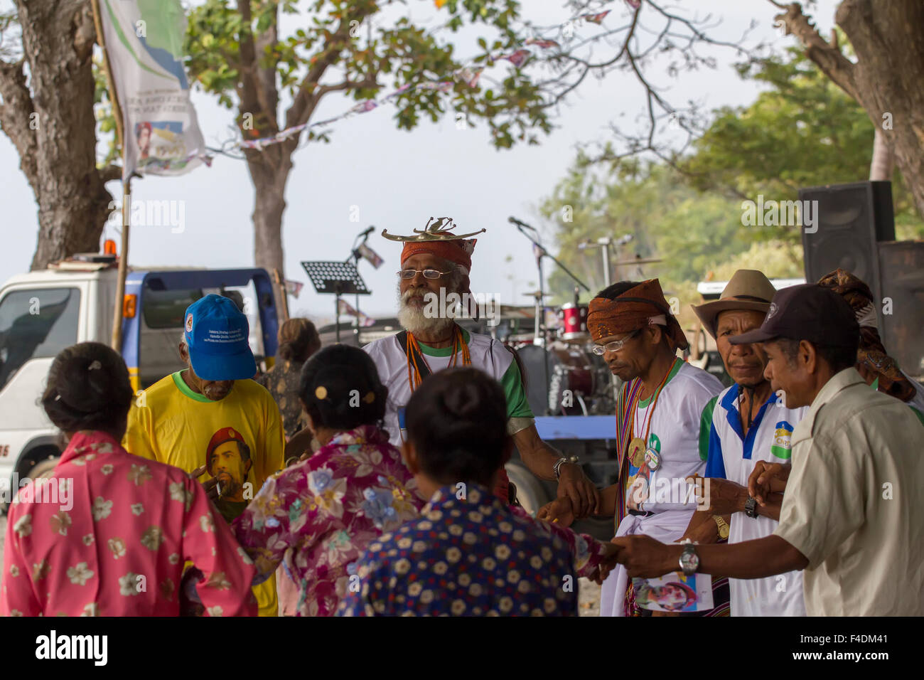 Sostenitori per partecipare ad una campagna di CNRT evento organizzato da Timor Est primo ministro Xanana Gusmao in elezioni 2012 Foto Stock