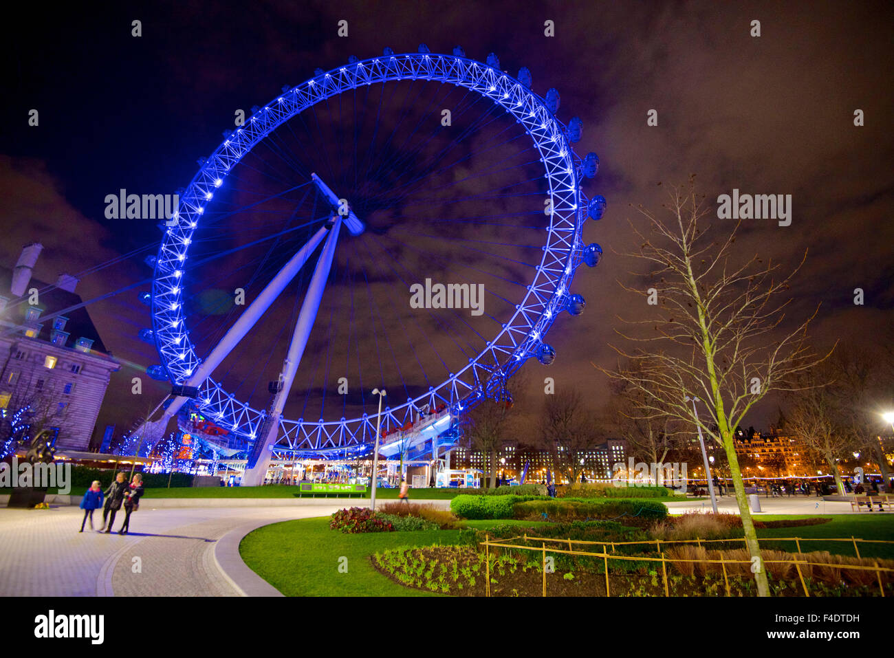 Vista serale di Londra la ruota grande. (Grandi dimensioni formato disponibile) Foto Stock