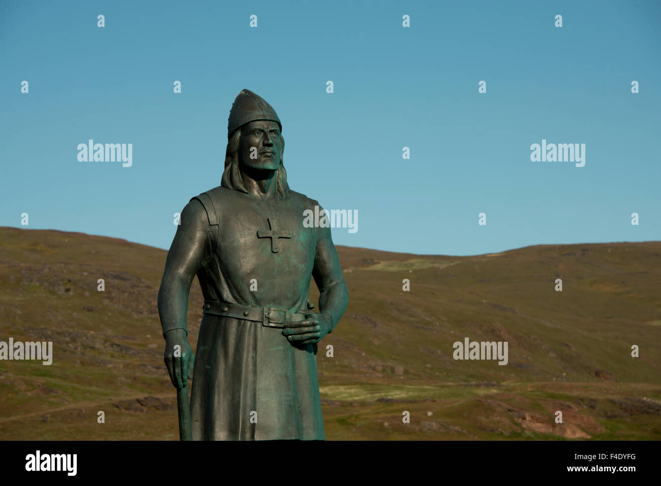 La Groenlandia, Tunulliarfik (aka Erik's Fjord), Qassiarsuk. Home alla storica Brattahlid, Erik il Rosso orientale dell'insediamento. Leif Erikson statua. (Formato di grandi dimensioni disponibili). Foto Stock