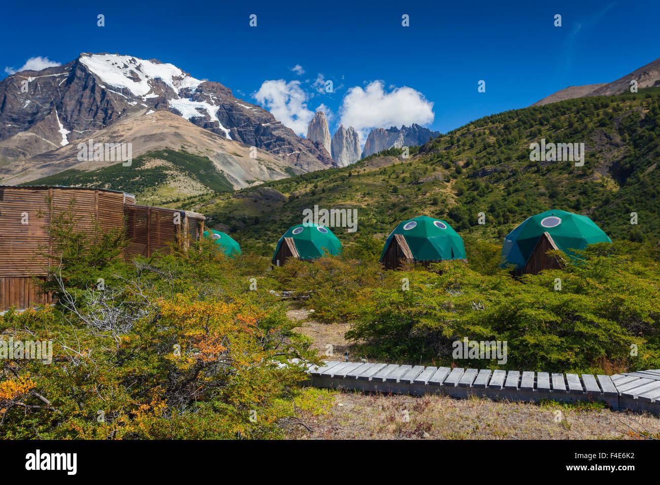 Il Cile, regione di Magallanes, Parco Nazionale di Torres del Paine Hotel Las Torres area, refugio escursionismo rifugi. Foto Stock