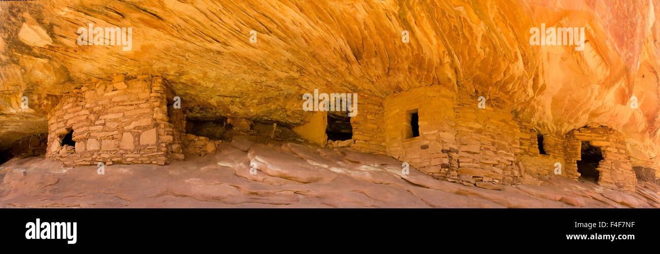 Stati Uniti d'America, Utah, Blanding. Casa-su-Fire Anasazi rovina. Panorama. Foto Stock