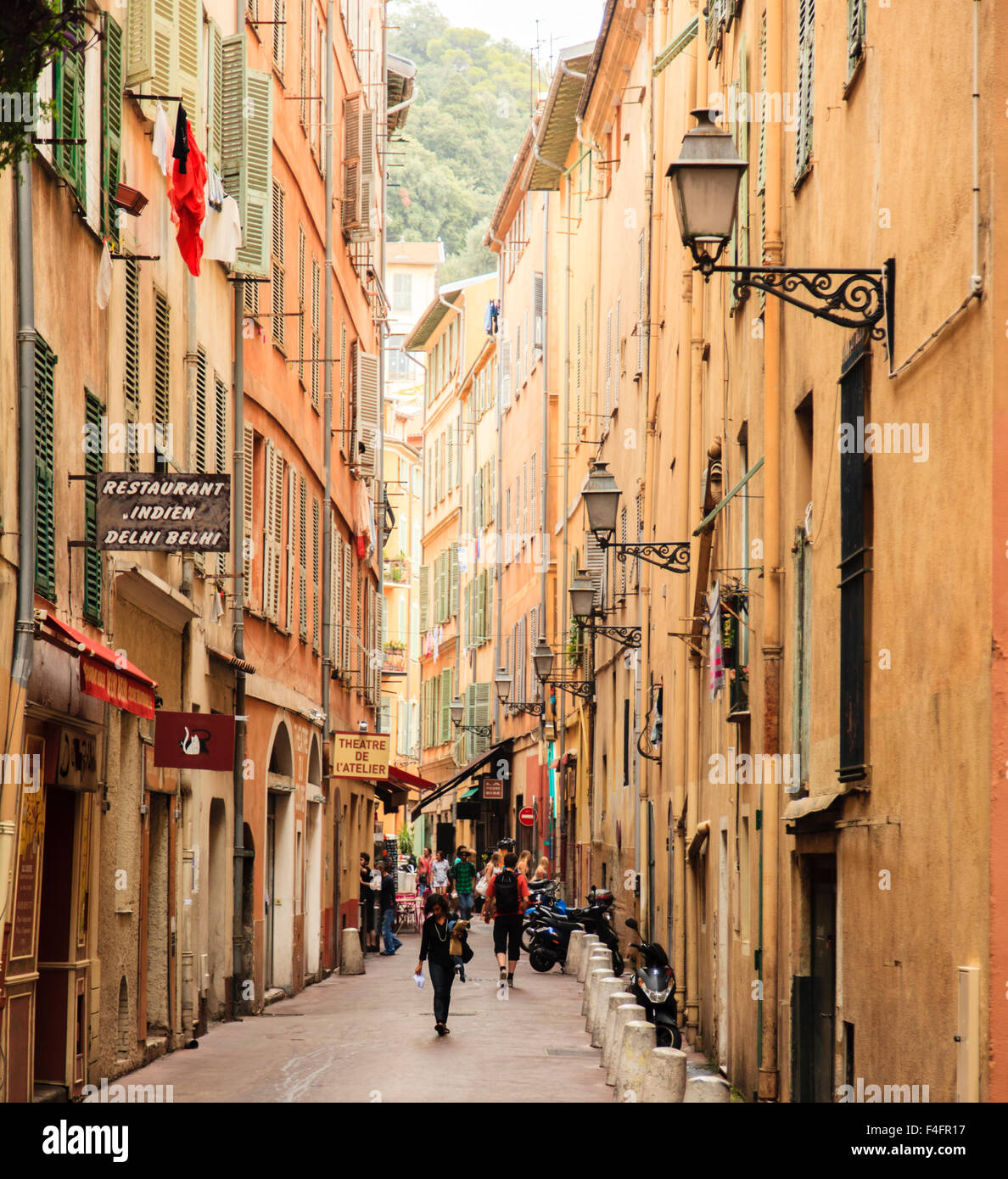Strade medievali nella città vecchia, la Vieille Ville, di Nizza nel