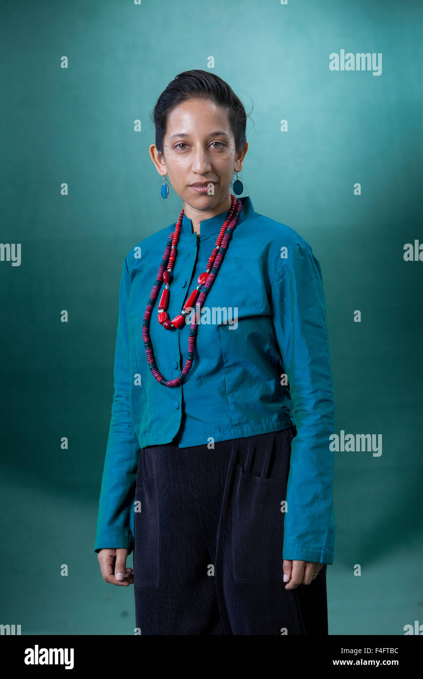 Bidisha, il British Indian emittente e giornalista, all'Edinburgh International Book Festival 2015. Foto Stock