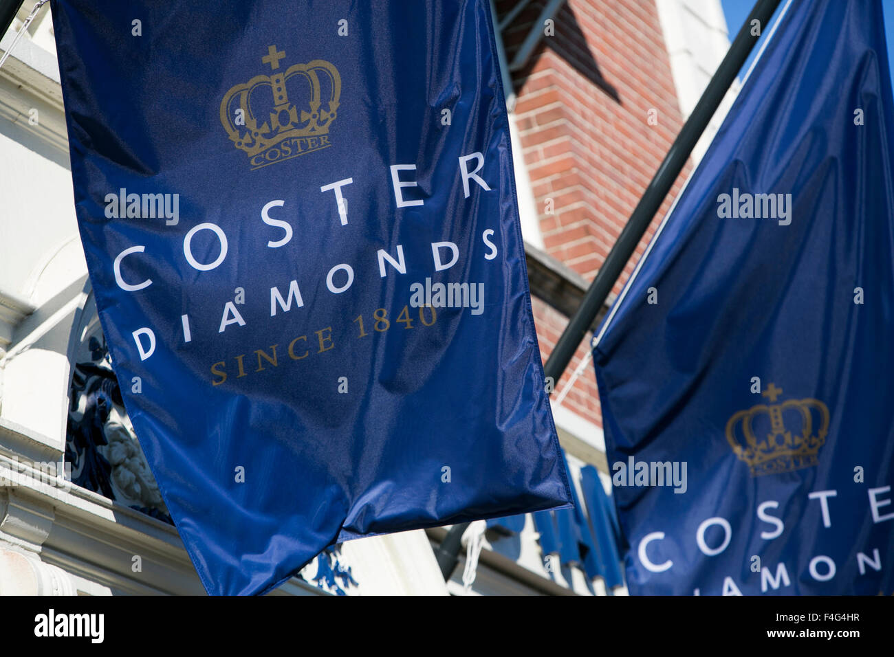 Un logo segno al di fuori della sede di diamanti Coster ad Amsterdam, nei Paesi Bassi il 2 ottobre 2015. Foto Stock
